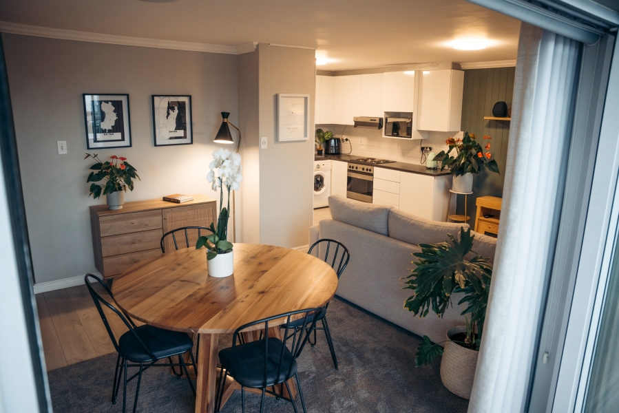 2 Bedroom Property for Sale in Green Point Western Cape